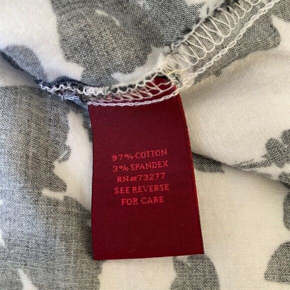 𝅺black & White Floral Button Down Top, Size PM - Picture 5 of 7